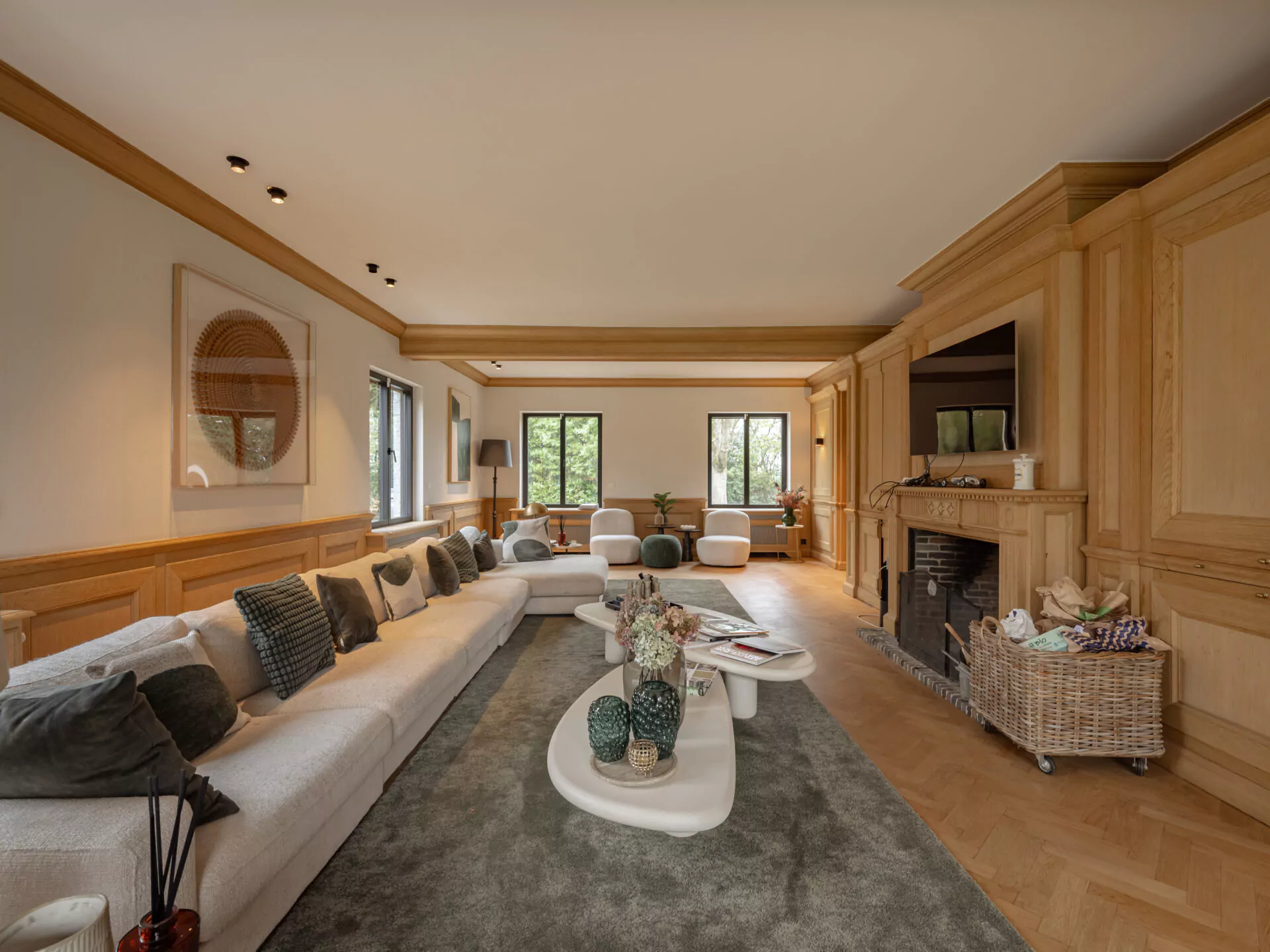 Belgium Sothebys Int. Realty L&rsquo;art de recevoir chez soi