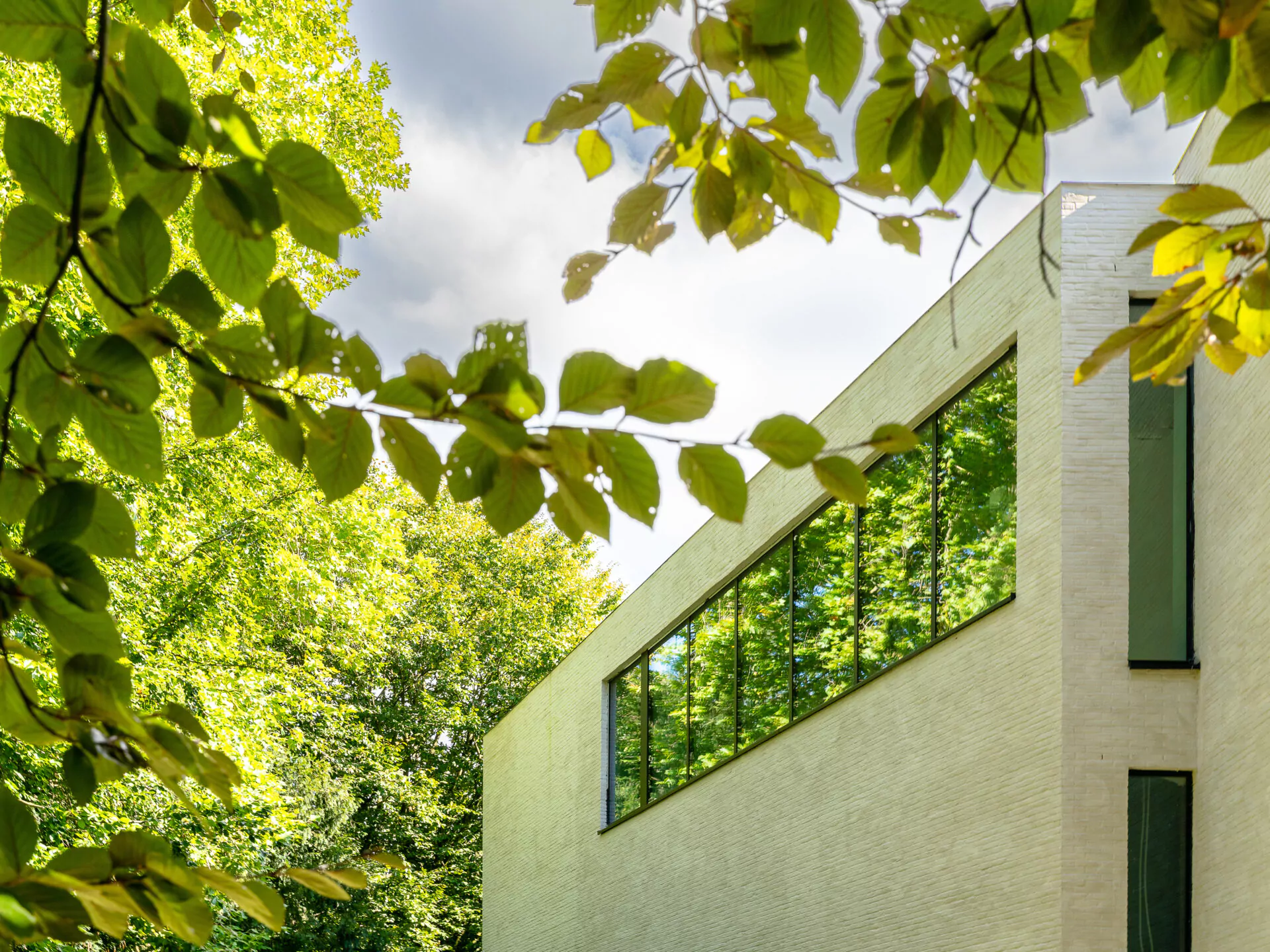 Belgium Sothebys Int. Realty Marc Corbiau : l’architecte qui définit le luxe par l’absence